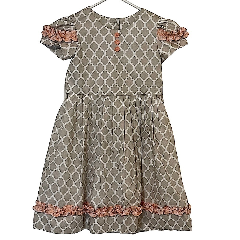 Handmade Girls Gathered Waist Dress Size 6 Beige Print with Peach Ruffle Trim